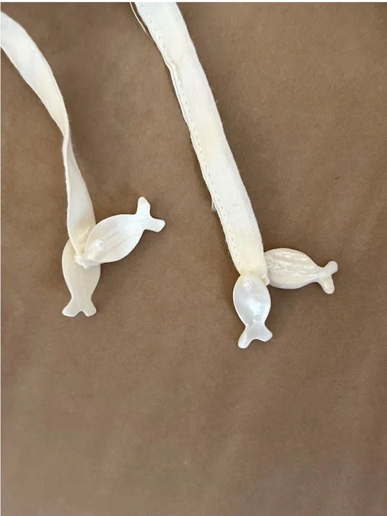 Free People Willow Floral Appliqué Detail Tie Front Cape Top NWT One Size - Picture 11 of 16